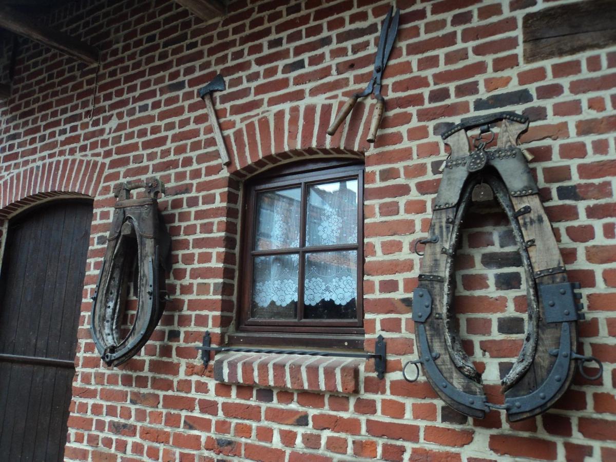Bed and Breakfast Chez Julie Beaucamps-Ligny Exterior foto
