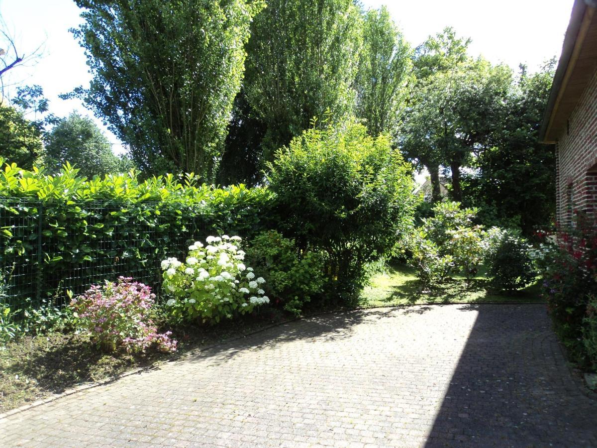Bed and Breakfast Chez Julie Beaucamps-Ligny Exterior foto
